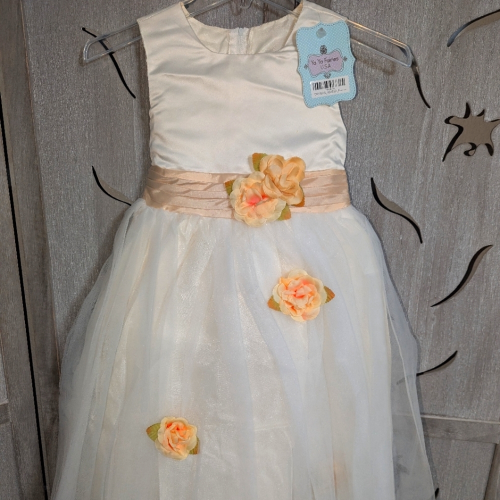 Elegant Ivory Child Girl Lace Dress Size 8 Holiday Wedding